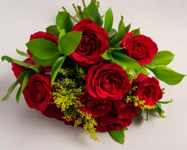 Buquê de 12 Rosas Vermelhas - Imagem 2