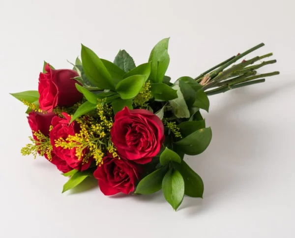 Buquê de 6 Rosas Vermelhas - Imagem 3